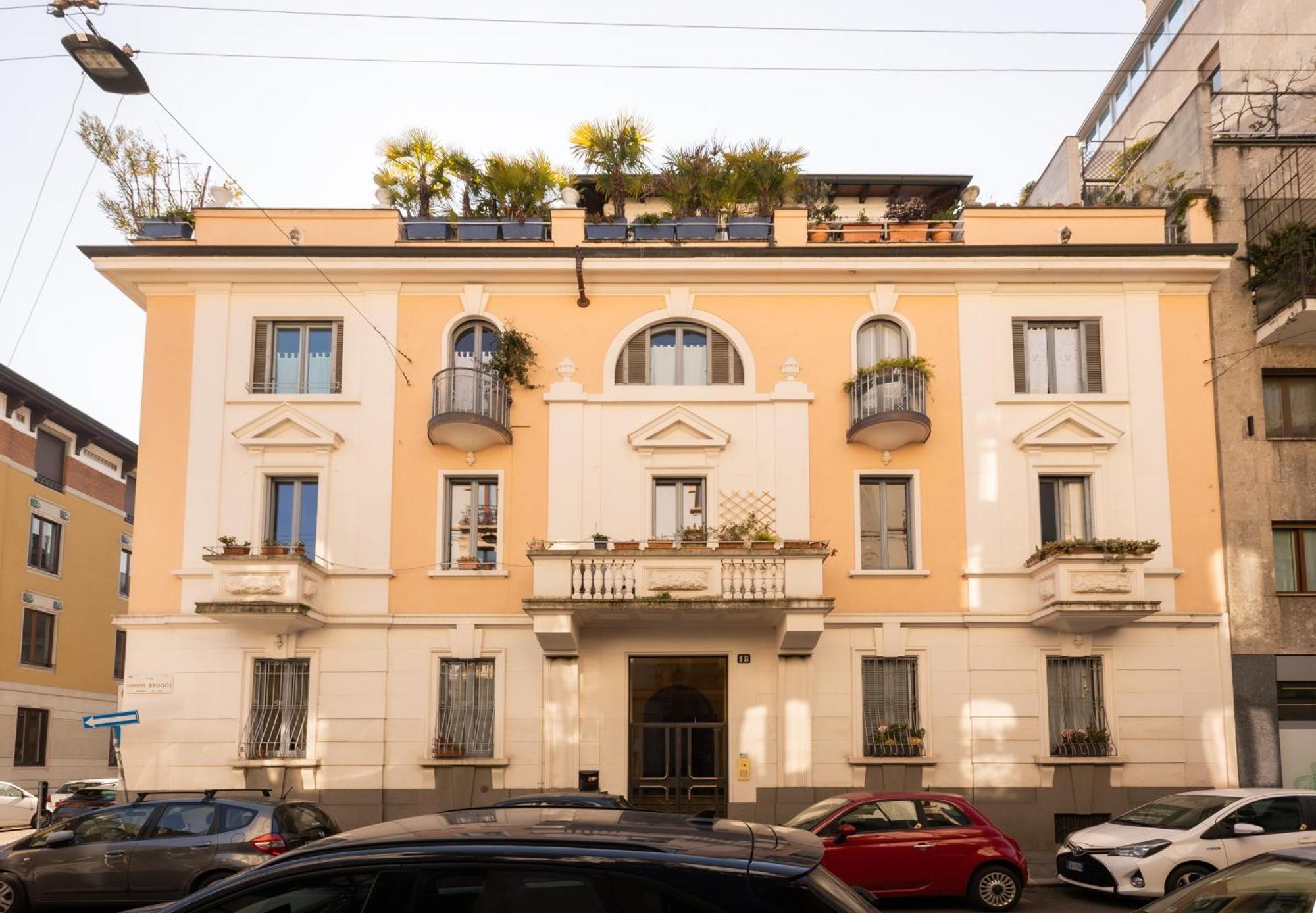 Appartement House Of An Artist In The Key Area Of