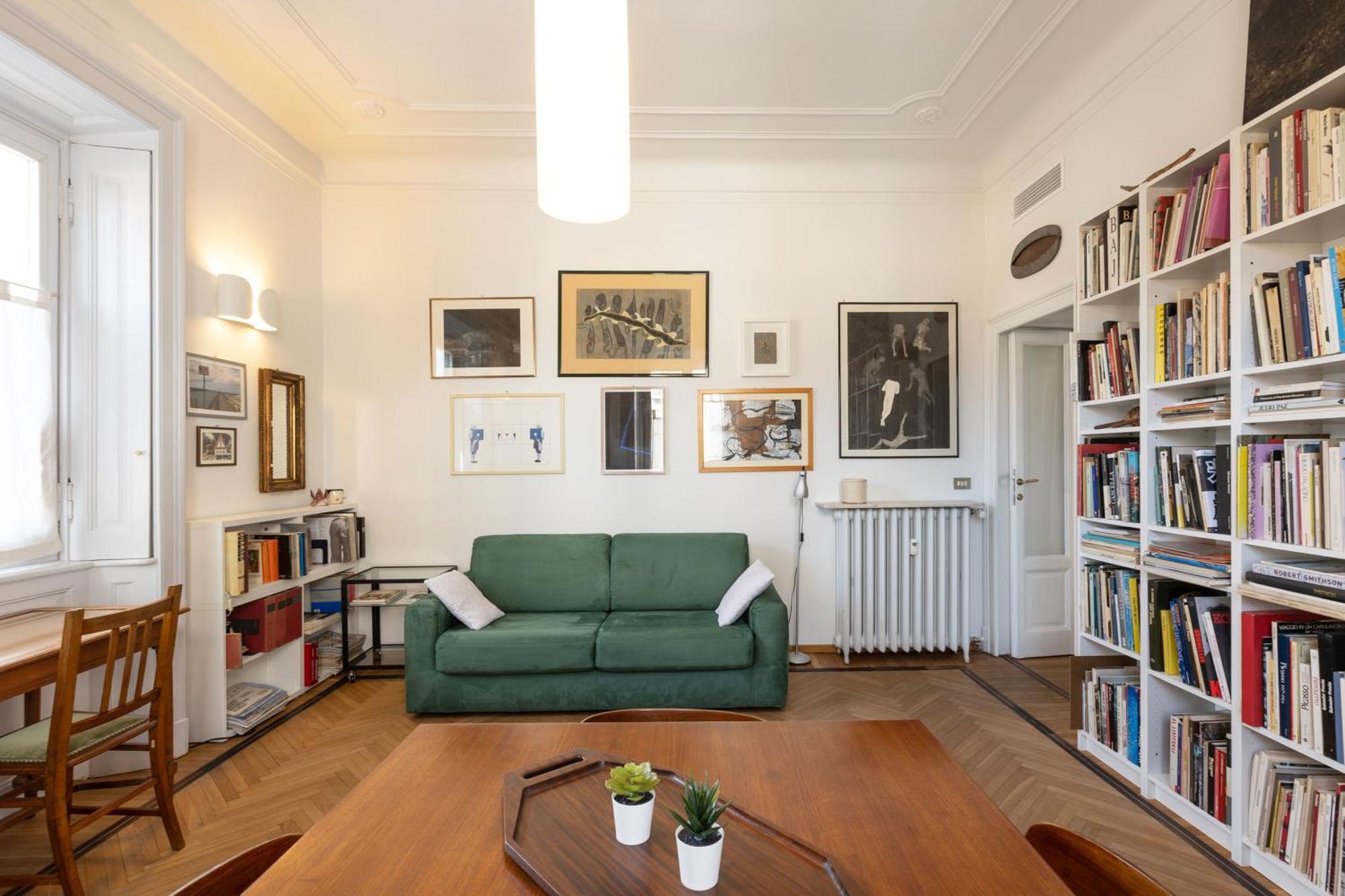 House Of An Artist In The Key Area Of *
